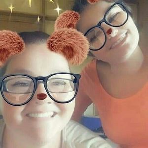 Meet your Posher, Cortney